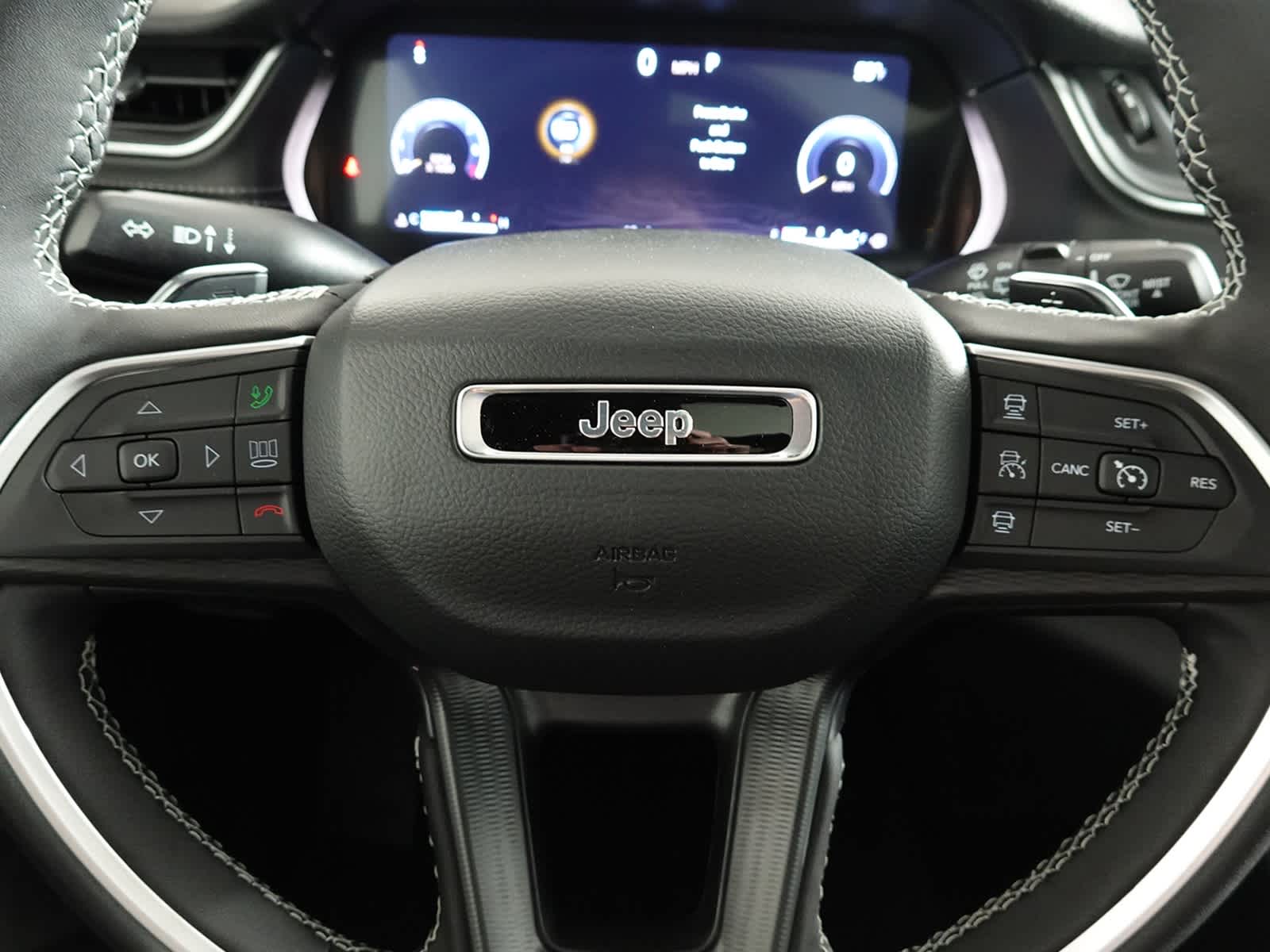 2025 Jeep Grand Cherokee Altitude X 4x4