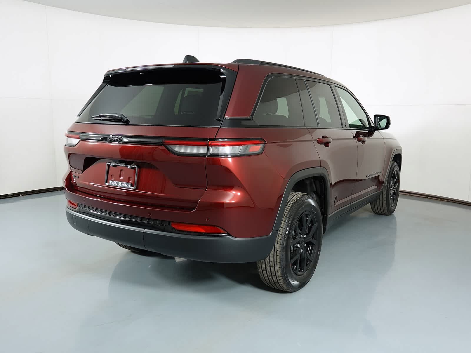 2025 Jeep Grand Cherokee Altitude X 4x4