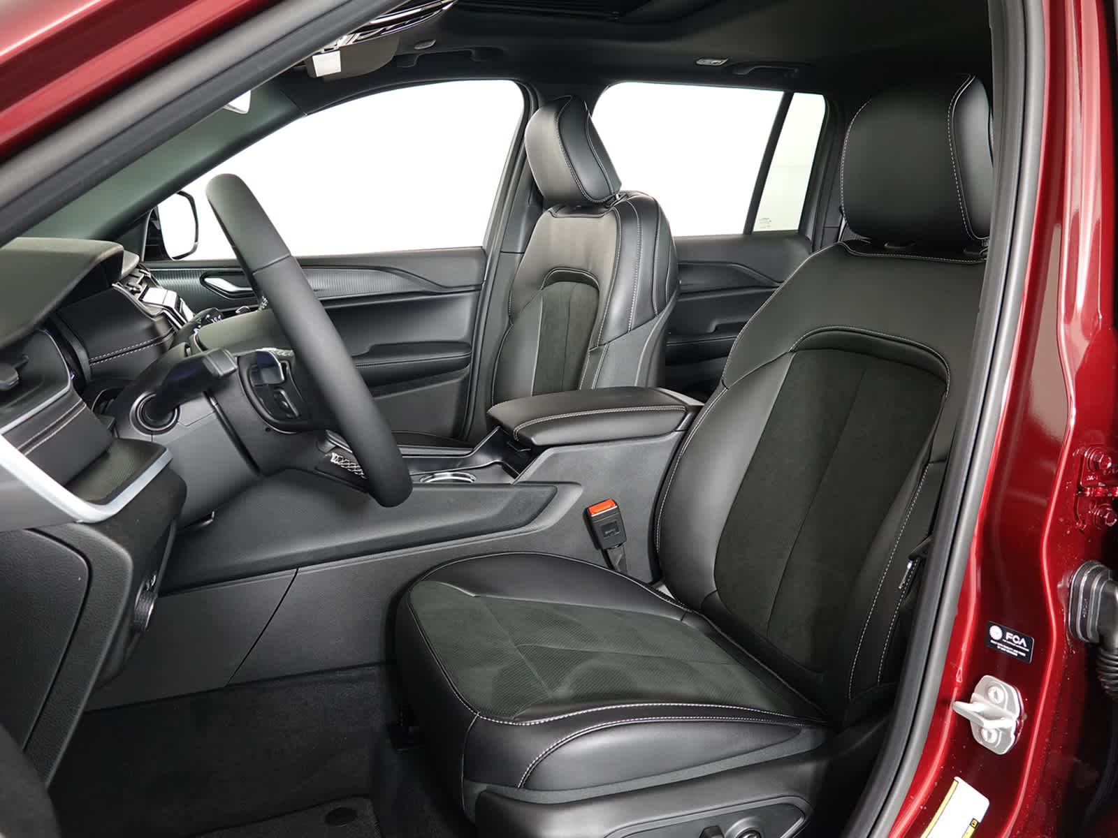 2025 Jeep Grand Cherokee Altitude X 4x4