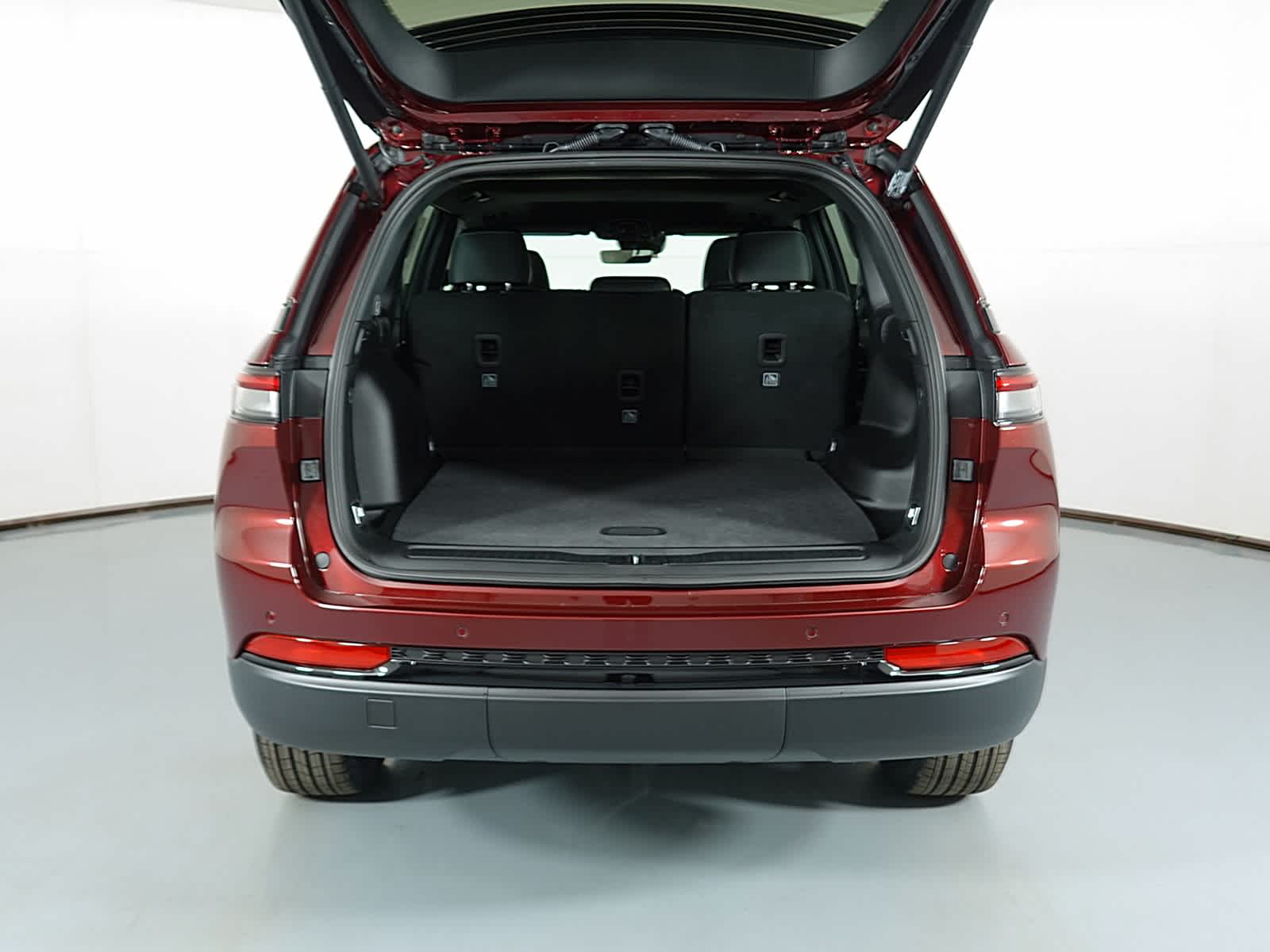 2025 Jeep Grand Cherokee Altitude X 4x4