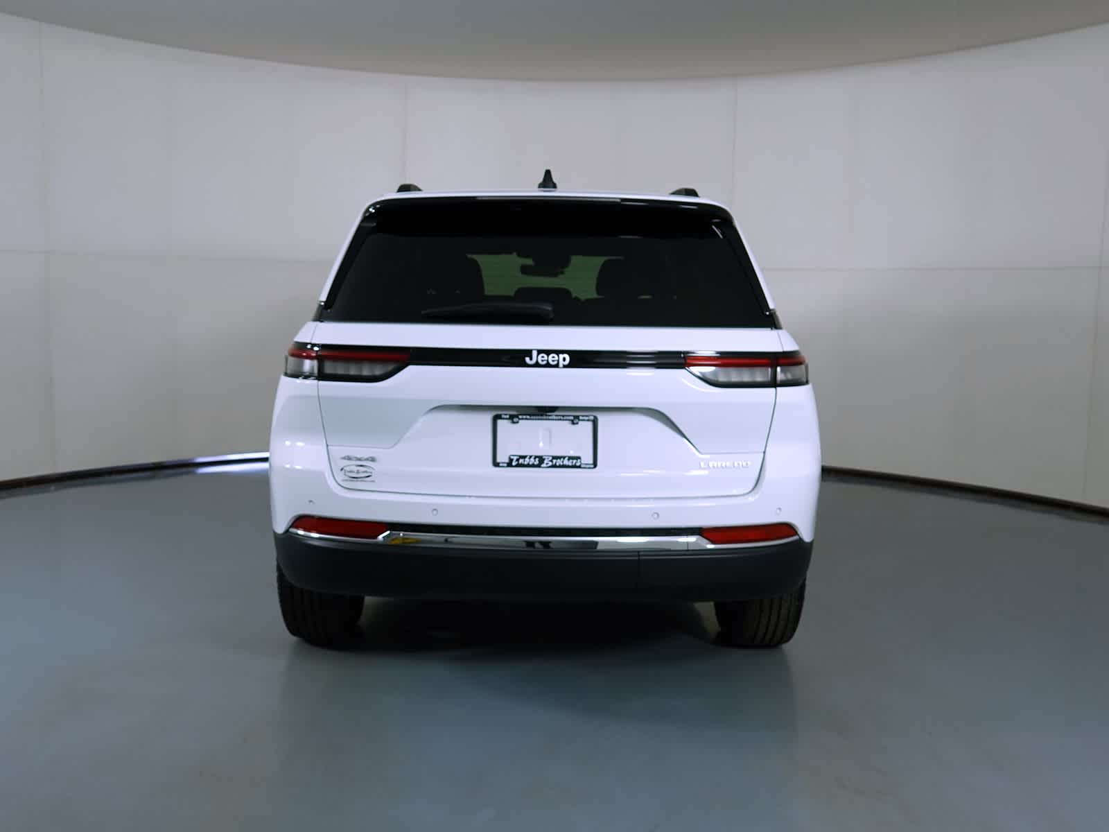 2025 Jeep Grand Cherokee Laredo 4x4