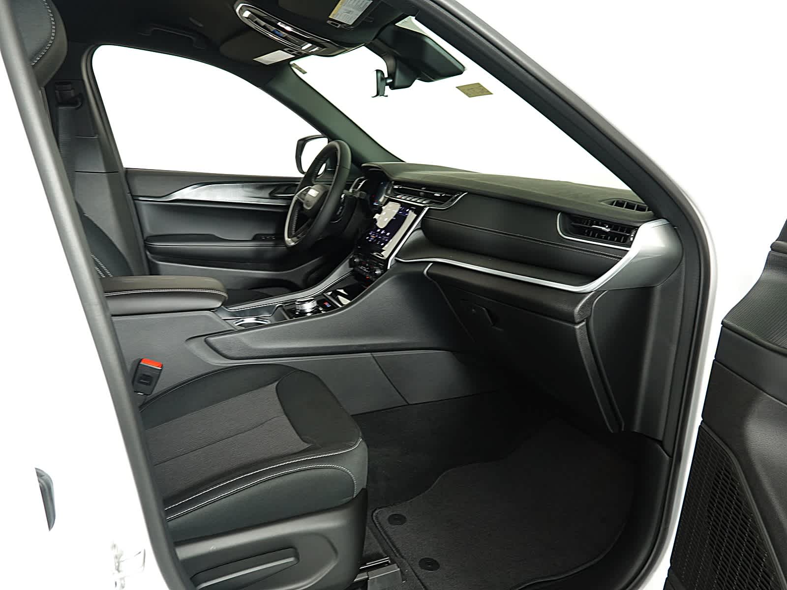 2025 Jeep Grand Cherokee Laredo 4x4