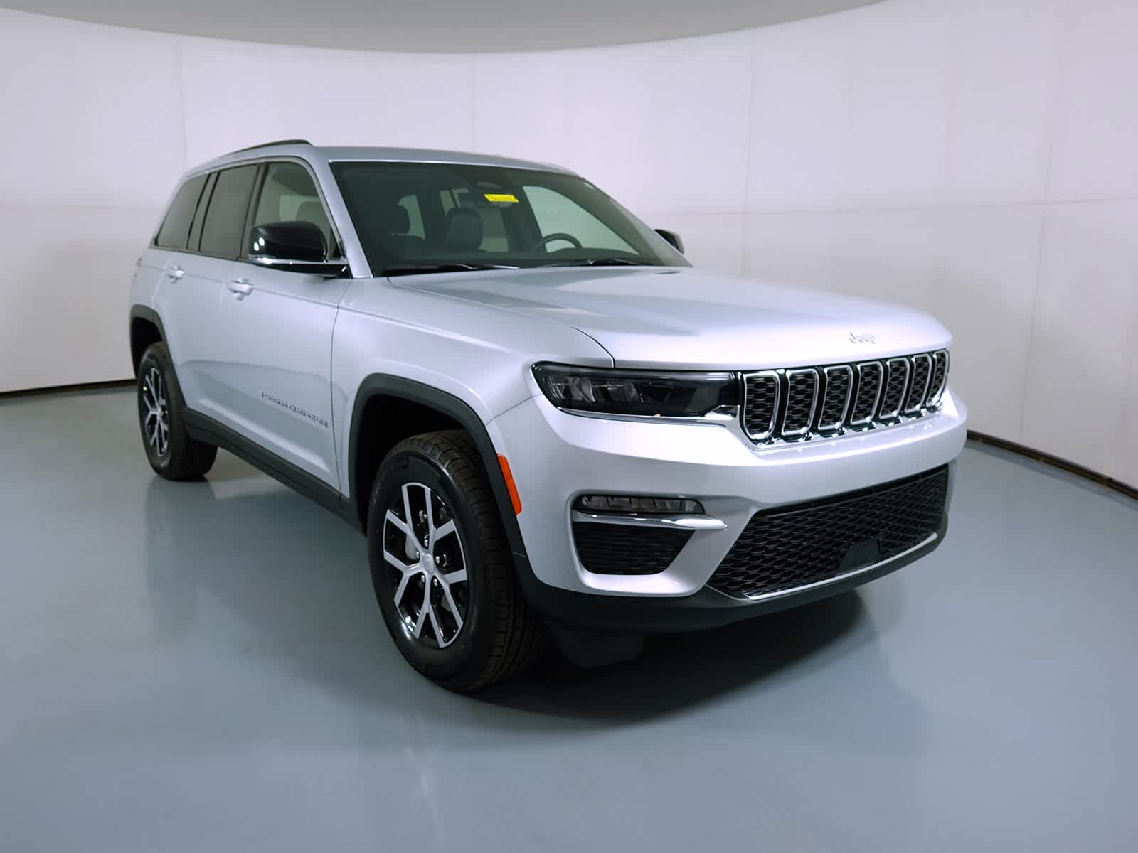 2025 Jeep Grand Cherokee Limited 4x4