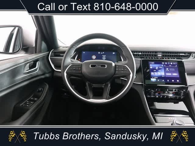 2025 Jeep Grand Cherokee GRAND CHEROKEE L LAREDO X 4X4