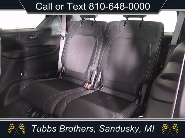 2025 Jeep Grand Cherokee GRAND CHEROKEE L LAREDO X 4X4