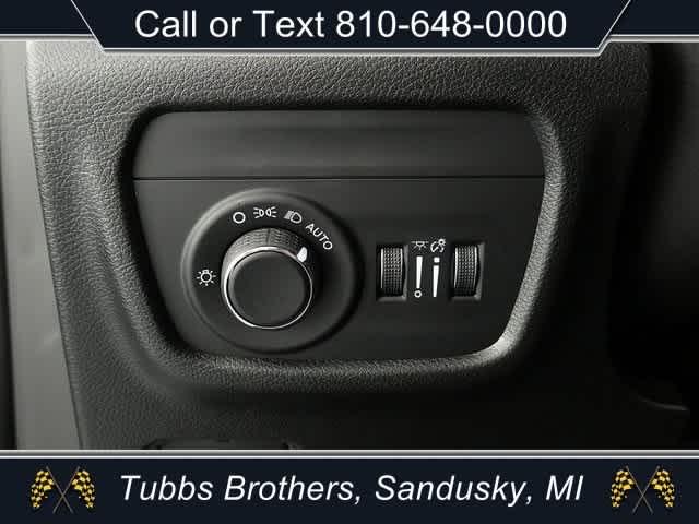 2025 Jeep Grand Cherokee GRAND CHEROKEE L LAREDO X 4X4