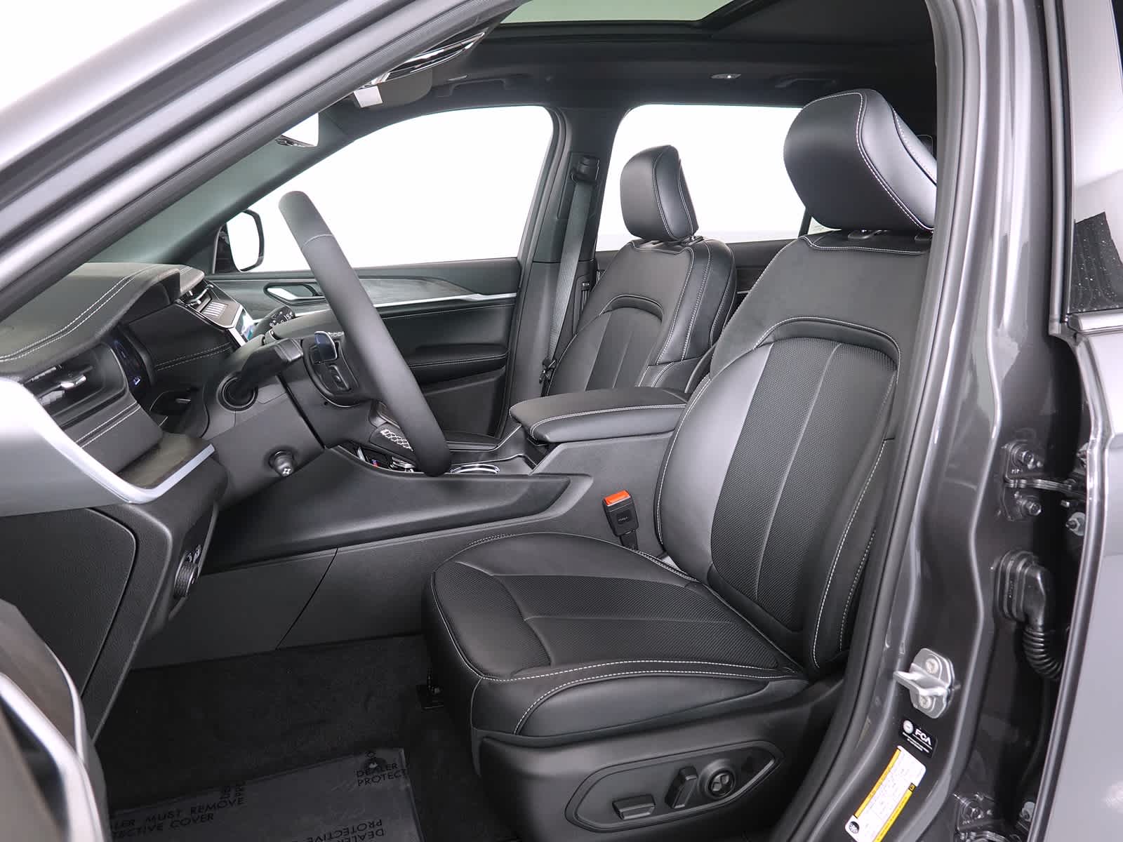 2026 Jeep Grand Cherokee GRAND CHEROKEE L LIMITED RESERVE 4X4