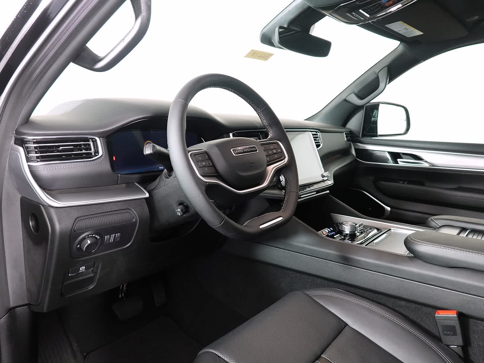 2026 Jeep Grand Wagoneer GRAND WAGONEER L LIMITED RESERVE 4X4