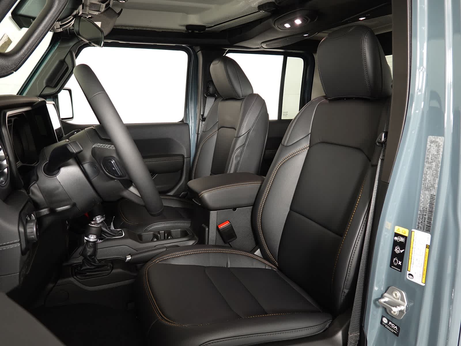 2025 Jeep Gladiator High Tide