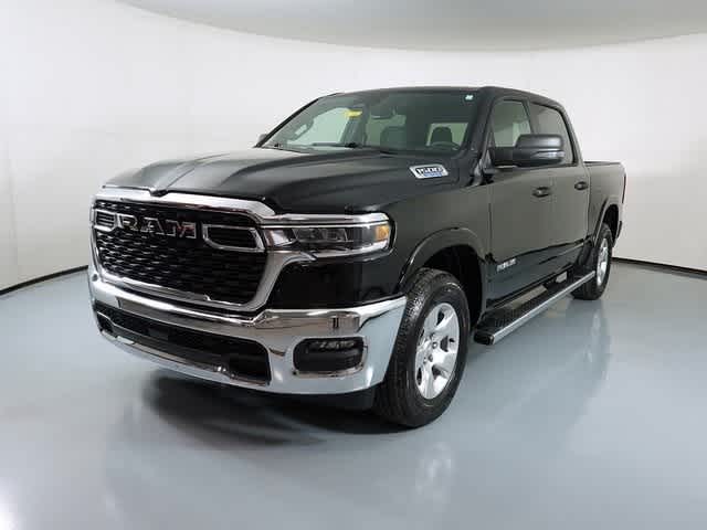 2025 RAM Ram 1500 RAM 1500 BIG HORN CREW CAB 4X4 5'7' BOX
