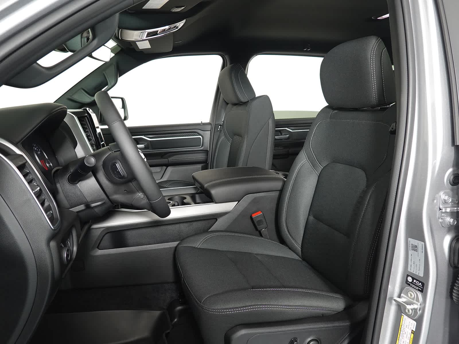 2025 RAM 1500 Big Horn Crew Cab 4x4 5'7' Box