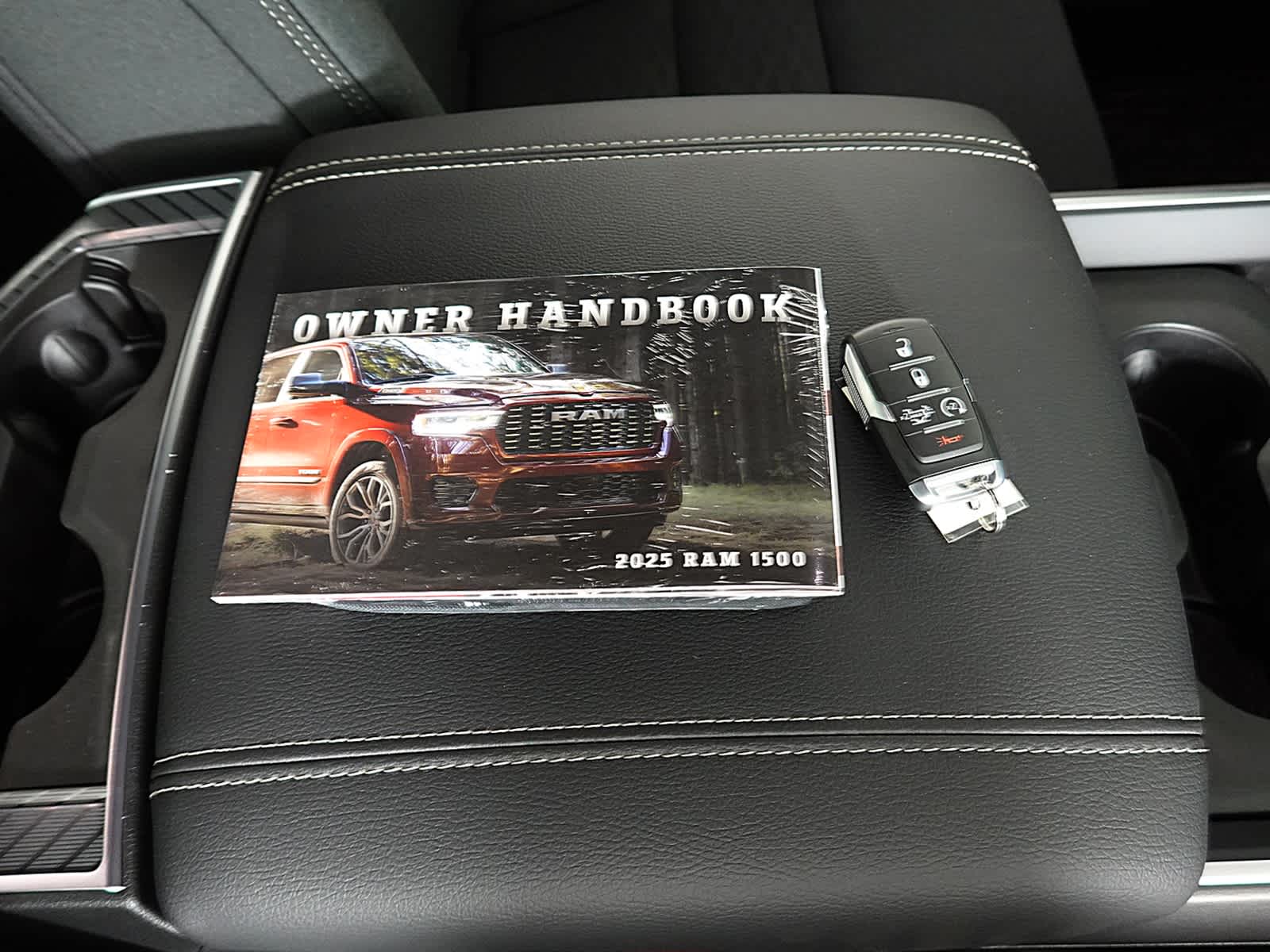 2025 RAM 1500 Big Horn Crew Cab 4x4 5'7' Box