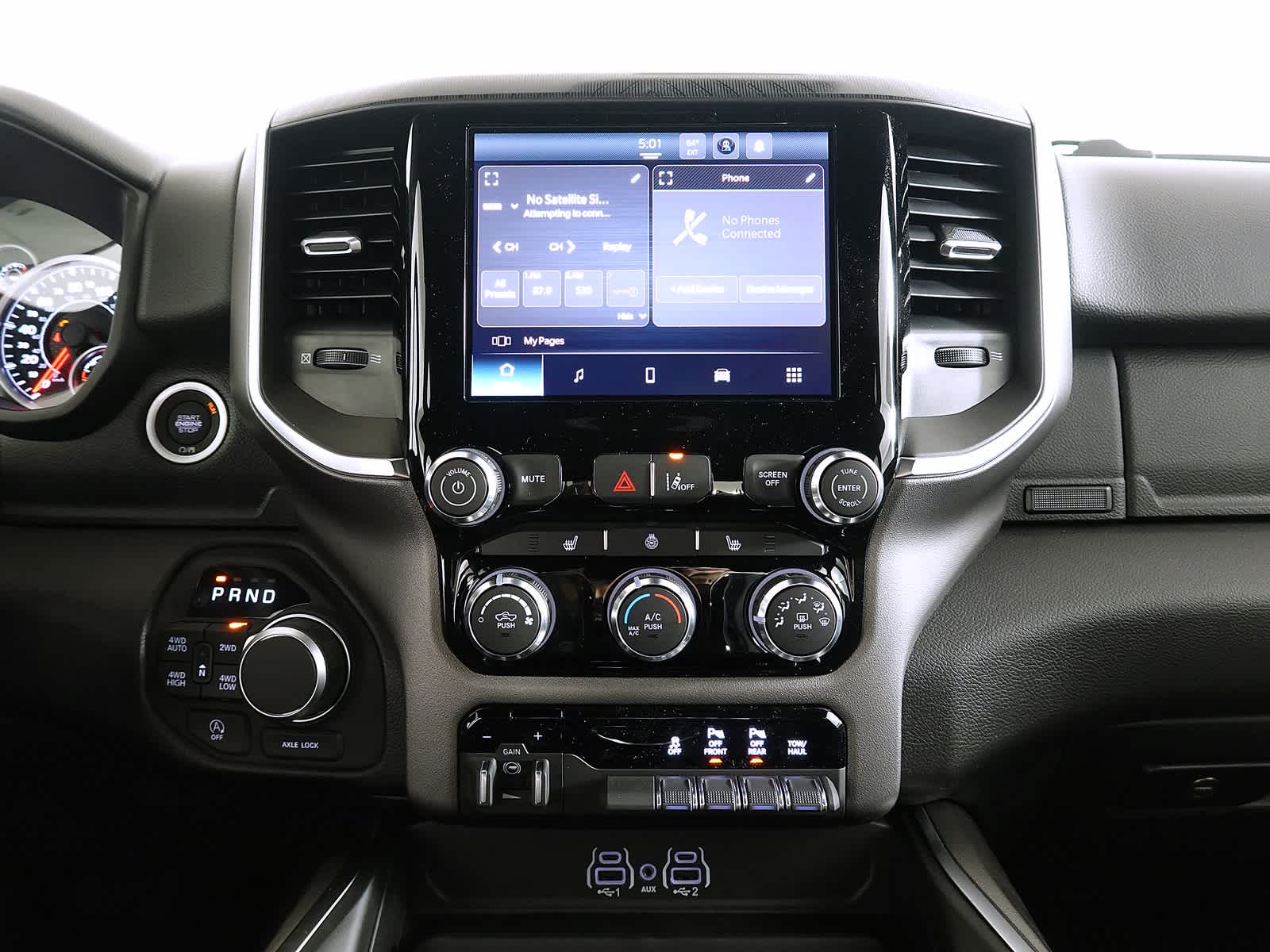 2026 RAM 1500 Big Horn Crew Cab 4x4 5'7' Box