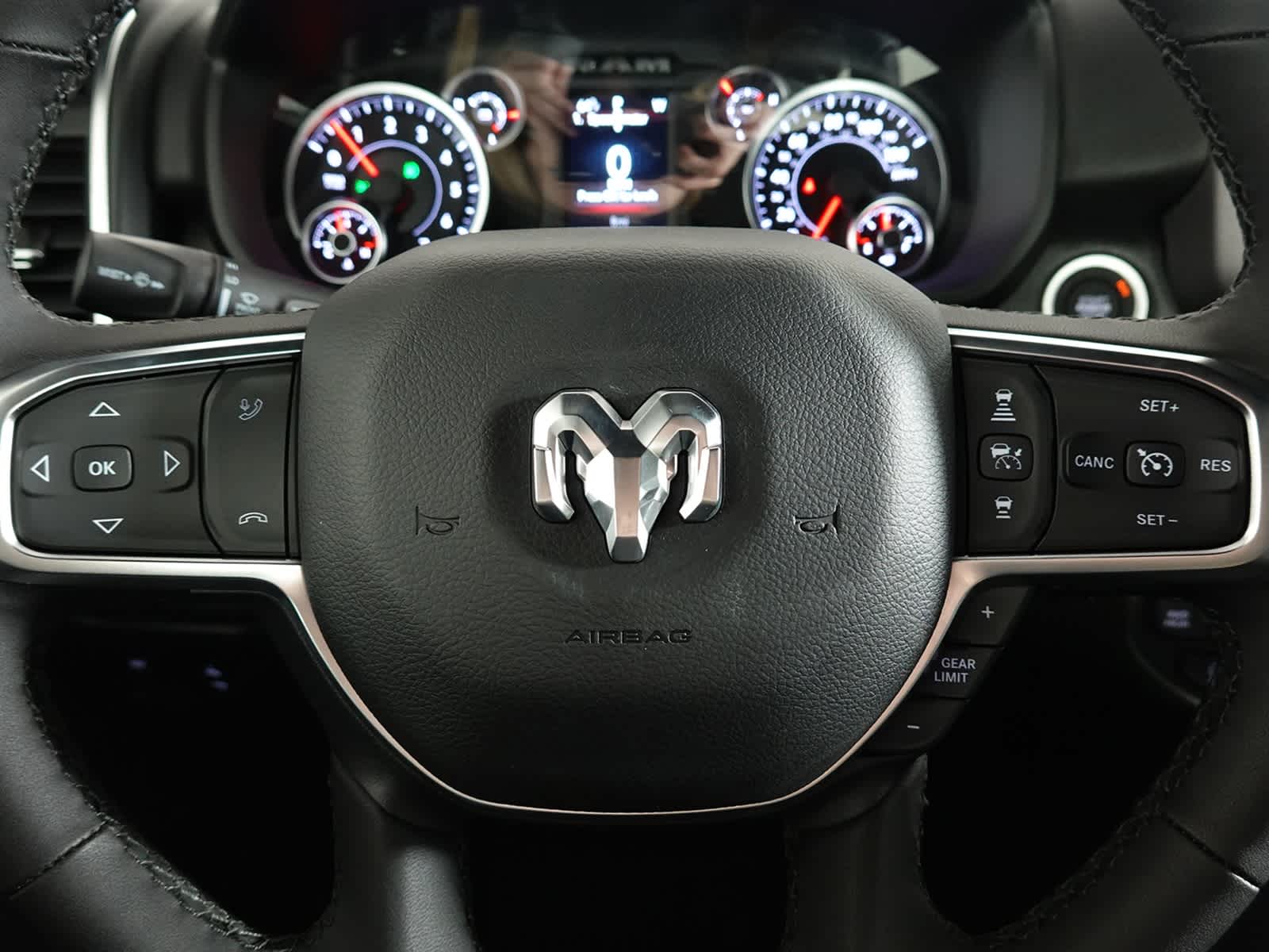 2026 RAM 1500 Big Horn Crew Cab 4x4 5'7' Box