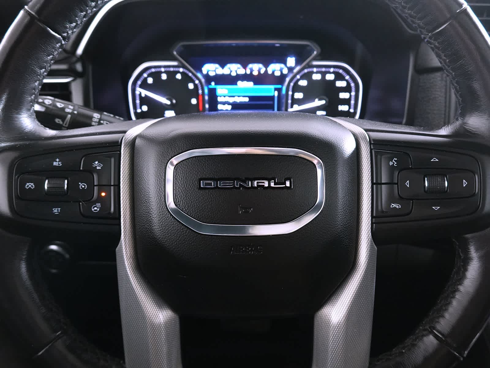 2021 GMC Yukon 4WD Denali
