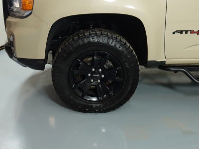 2022 GMC Canyon 4WD Crew Cab Short Box AT4 - Leather