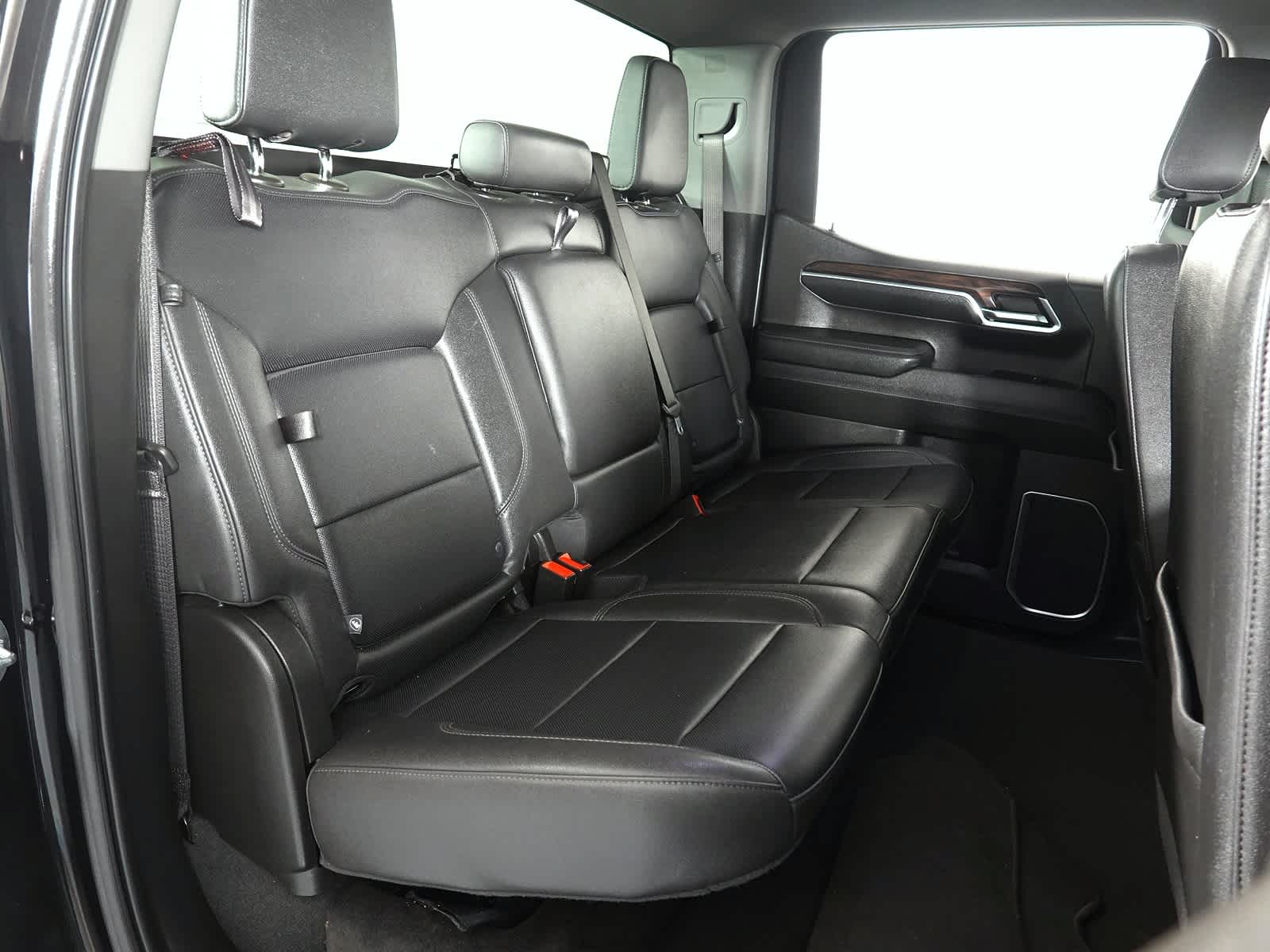 2024 GMC Sierra 1500 4WD Crew Cab Short Box SLT