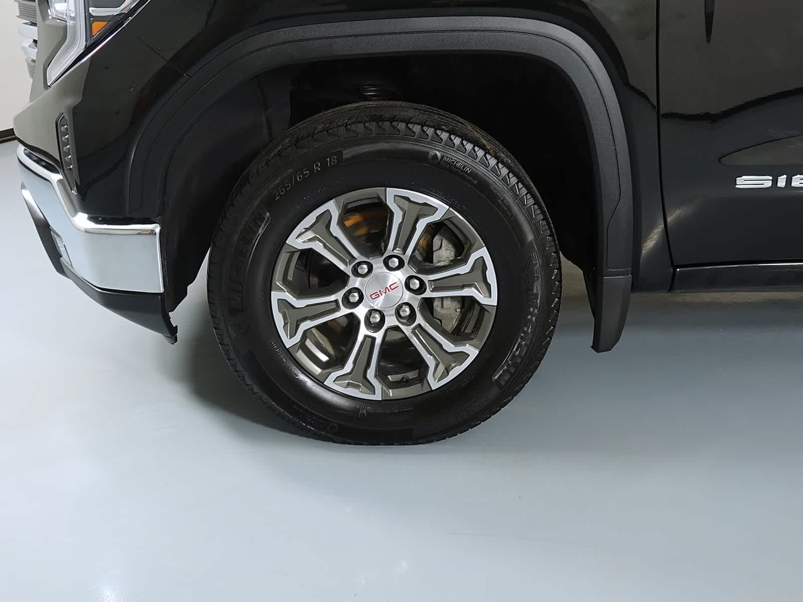 2024 GMC Sierra 1500 4WD Crew Cab Short Box SLT