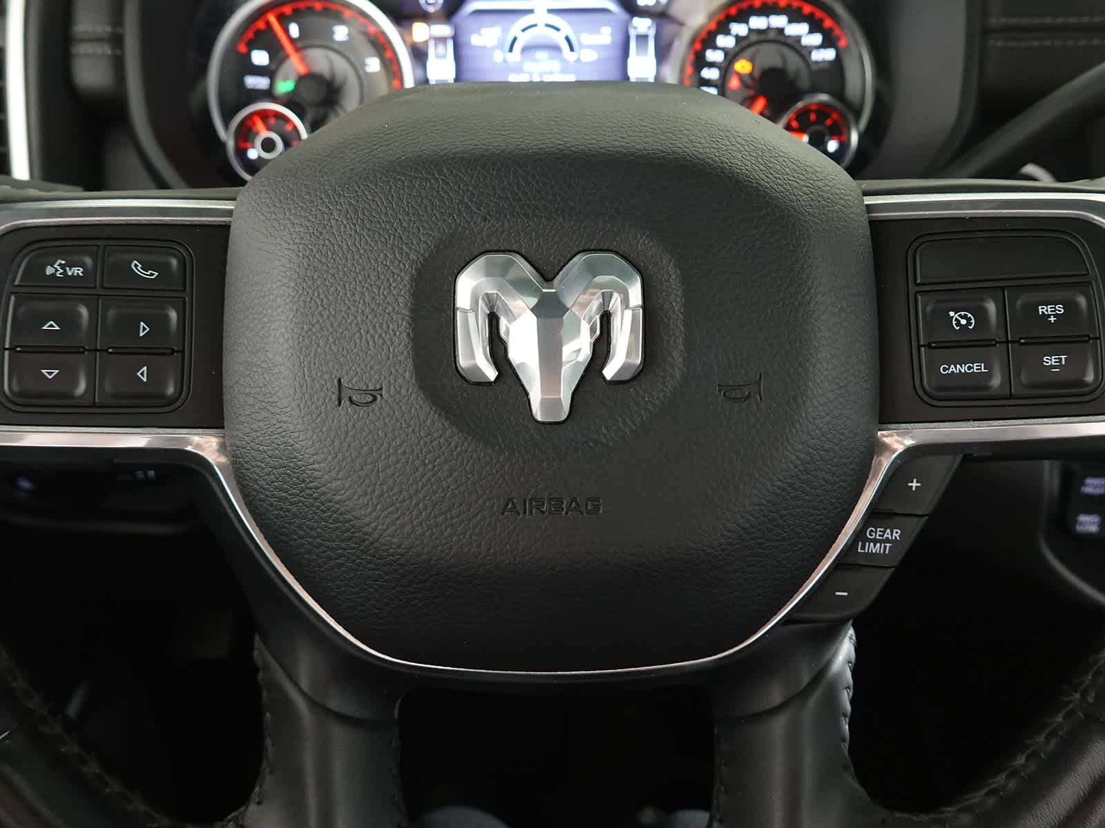 2021 RAM 3500 Laramie Crew Cab 4x4 8' Box