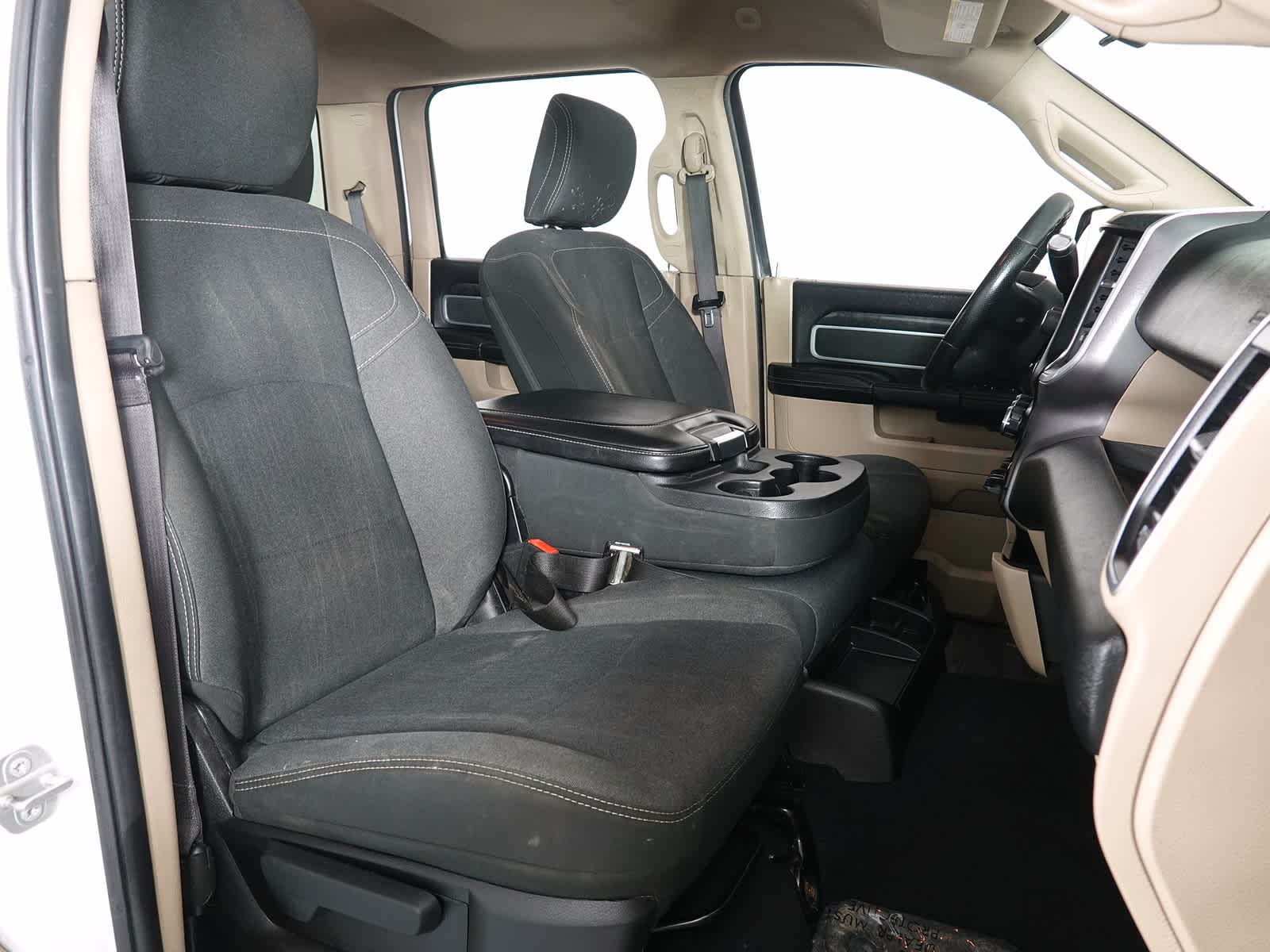 2020 RAM 2500 Big Horn Crew Cab 4X4 8' Box