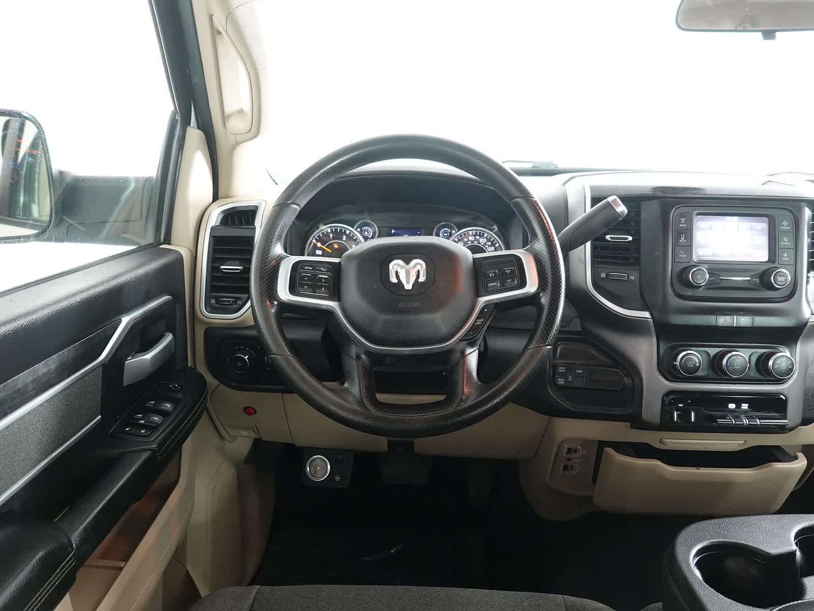 2020 RAM 2500 Big Horn Crew Cab 4X4 8' Box