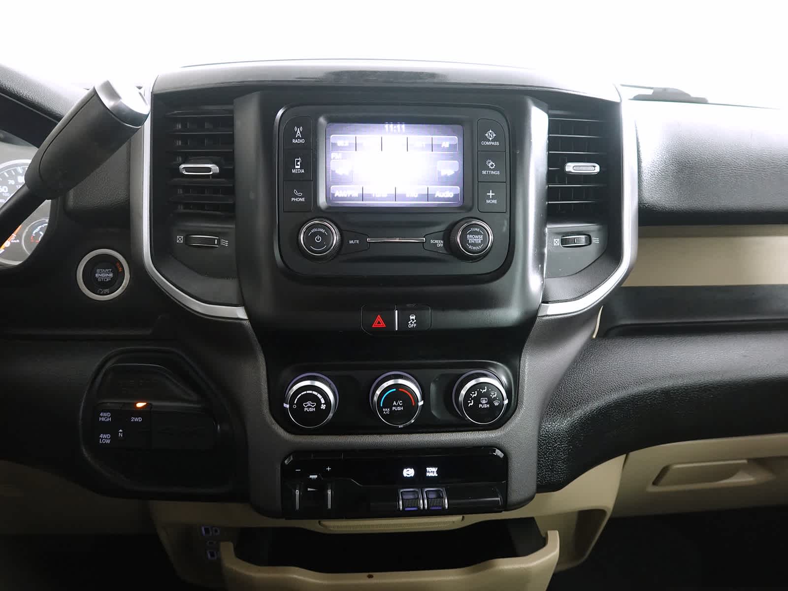 2020 RAM 2500 Big Horn Crew Cab 4X4 8' Box