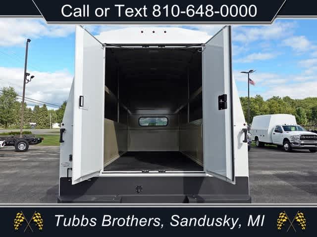 2024 RAM Ram 3500 Chassis Cab RAM 3500 TRADESMAN CHASSIS REGULAR CAB 4X4 84' CA