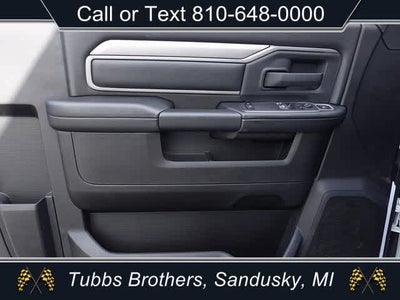 2024 RAM Ram 3500 Chassis Cab RAM 3500 TRADESMAN CHASSIS REGULAR CAB 4X4 84' CA