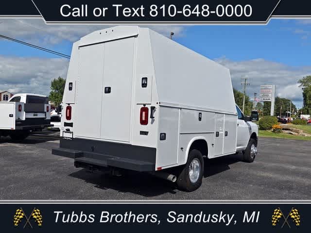 2024 RAM Ram 3500 Chassis Cab RAM 3500 TRADESMAN CHASSIS REGULAR CAB 4X4 84' CA