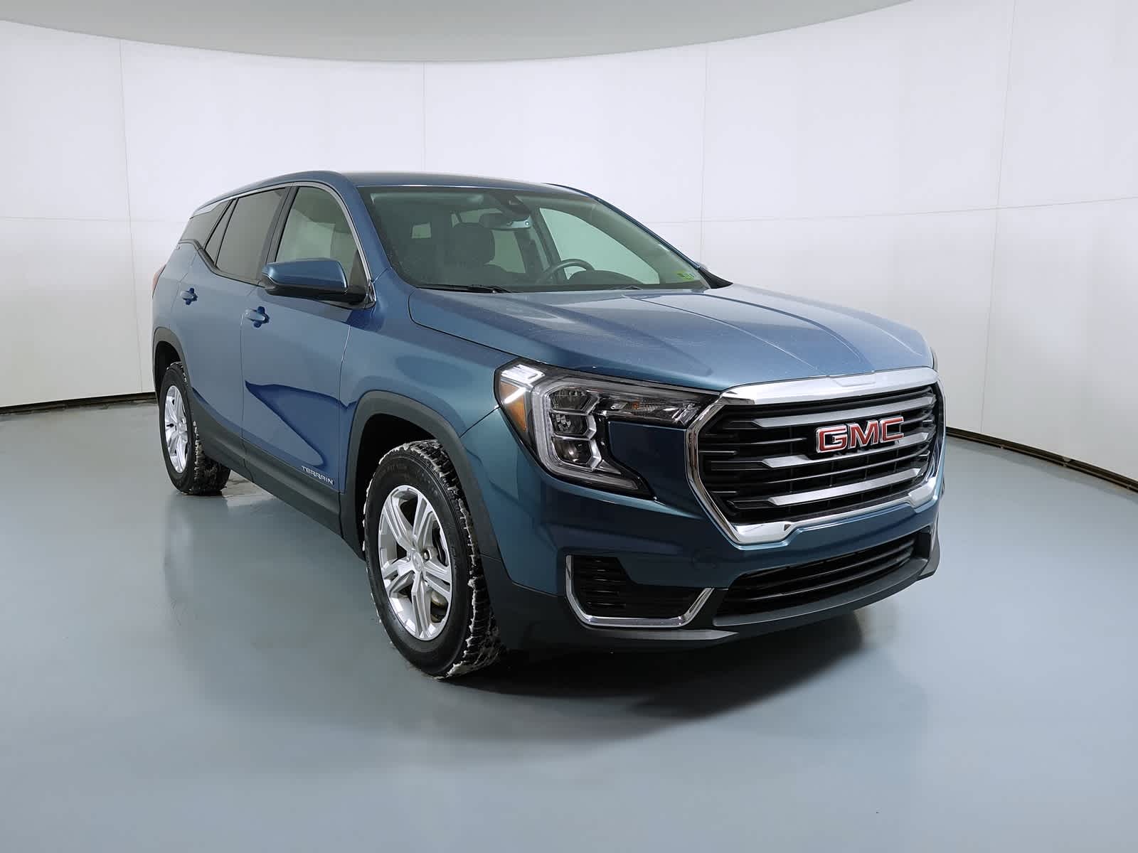 2024 GMC Terrain AWD SLE