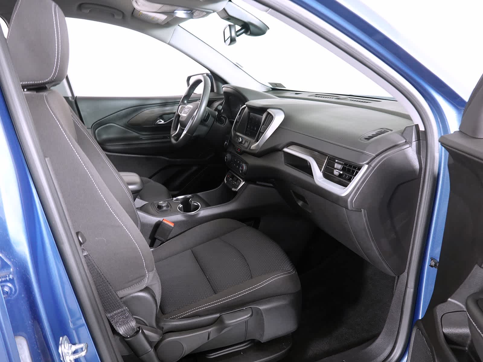 2024 GMC Terrain AWD SLE