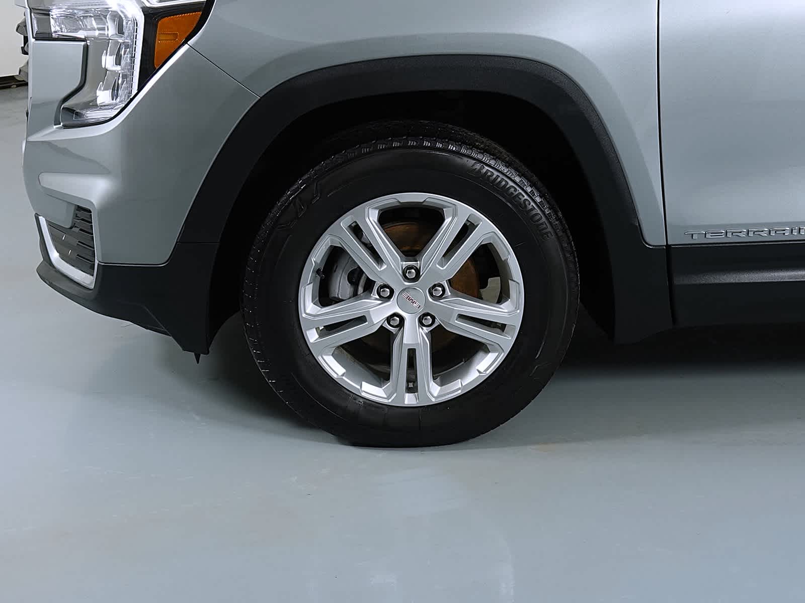 2024 GMC Terrain AWD SLE